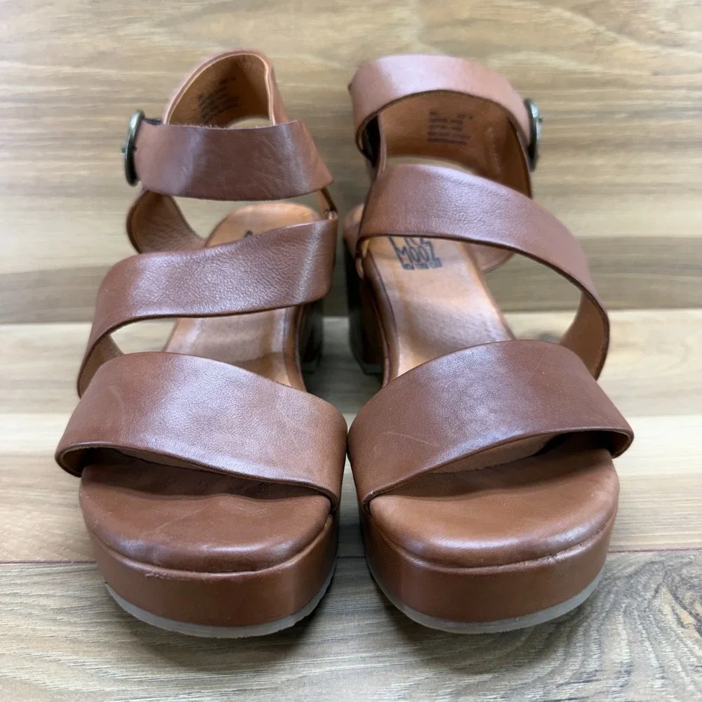 Miz Mooz Gill Sandals Womens 8 EU 38 Brown Leather Chunky Buckle Strap - Picture 3 of 8